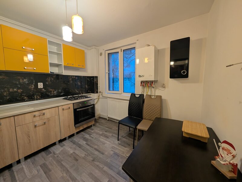 Drumul Taberei, Auchan, Metrou