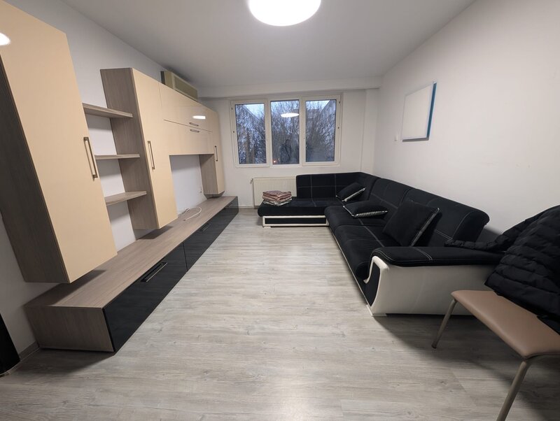 Drumul Taberei, Auchan, Metrou